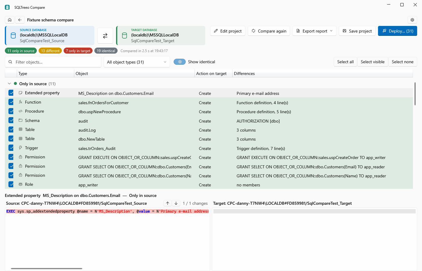 SQLTreeo Compare results page with a side-by-side script diff